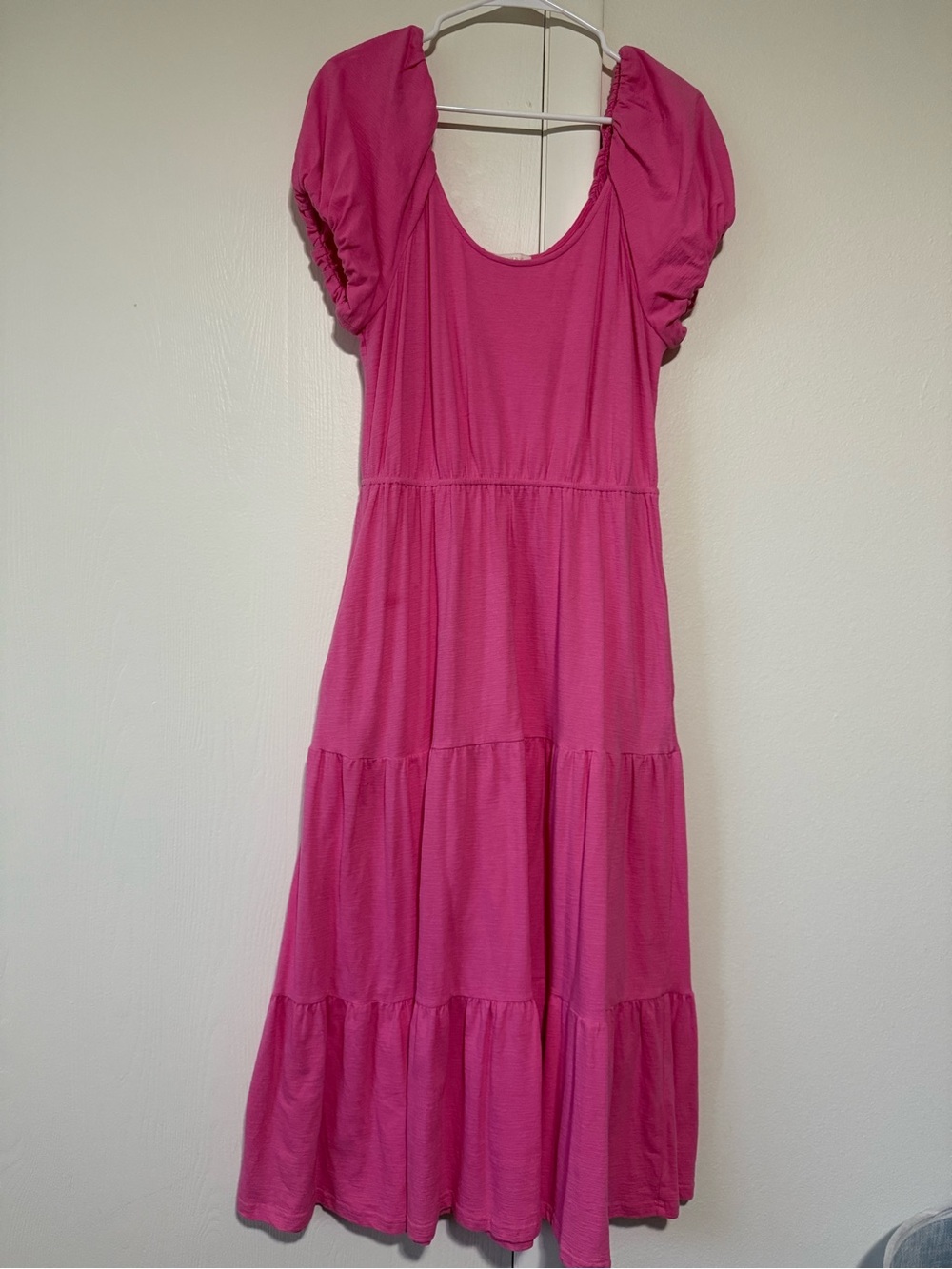 Skies Are Blue Hot Pink Tiered Midi Dress Ruched Puff Sleeve - M